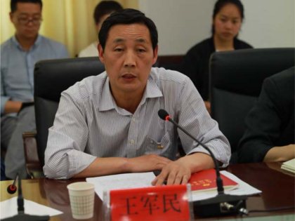 ��ί������������ڲμ��й����֡����⵳�ա����̸����ǿ����Ҫ�����ʶ��չ����Ա+���ںϽ�������Ҫ�ԣ����»���塢��ʵ�������Σ�ȷ���ںϽ�����ʵЧ